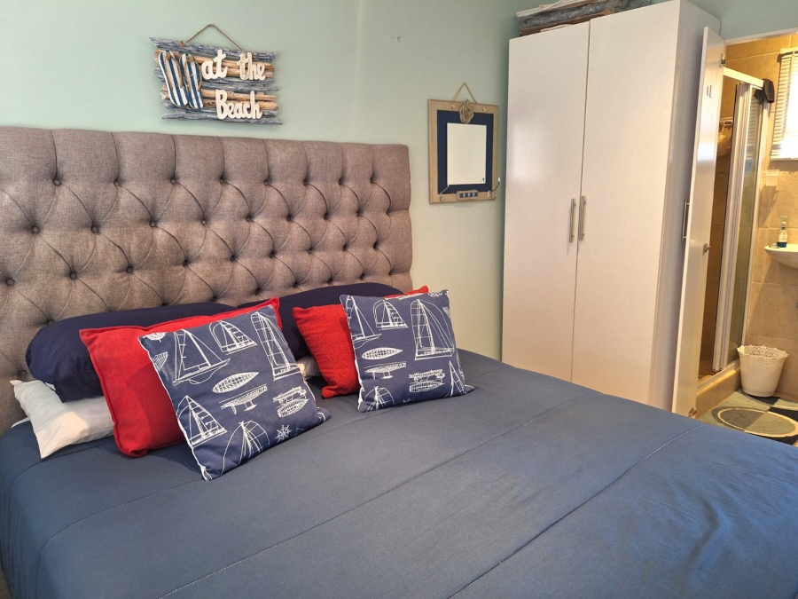 1 Bedroom Property for Sale in Hartenbos Central Western Cape
